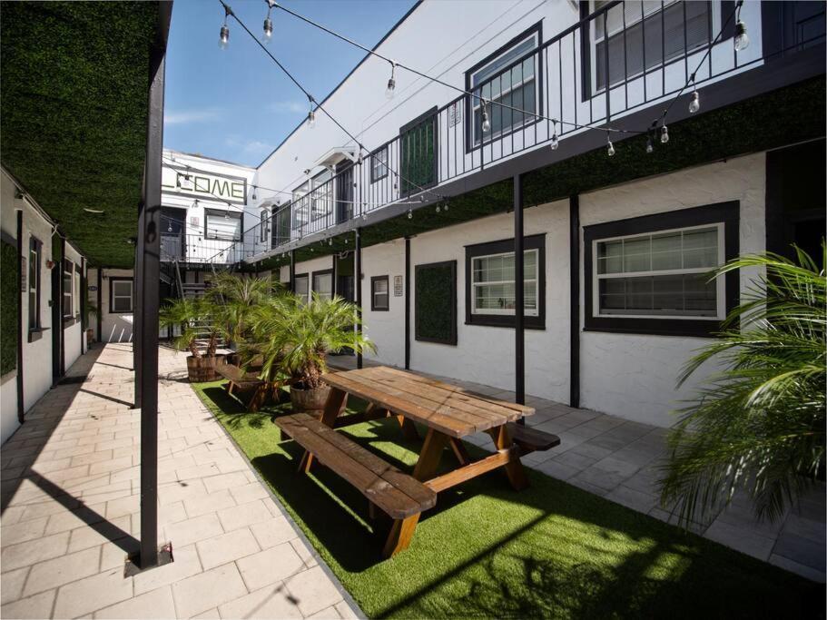 Modern Westshore Tampa Exteriér fotografie